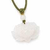 Halskette mit Hetian-Jade-Lotus-Anhänger — Reinheit & spirituelle Eleganz