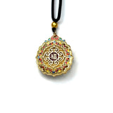 Gold-Emaille-Glücksamulett-Anhänger in Sandoptik — Wendbare Lotus-Halskette